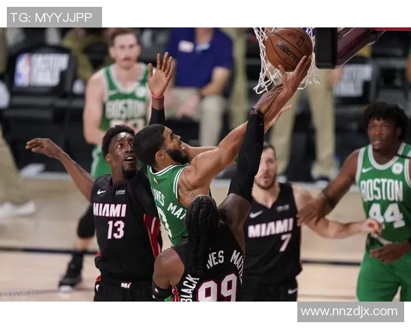 状态不错!凯尔登半场6中4拿到11分5板1助 正负值+16 状态不错!凯尔登半场6中4拿到11分5板1助 正负值+16