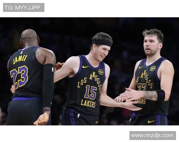 湖人NBA杯小组赛对手表现低迷：灰熊西部第10，快船第11，鹈鹕与独行侠垫底