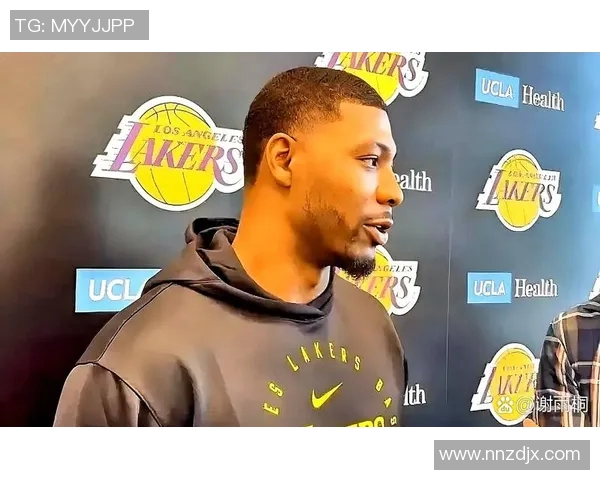 斯玛特：来到湖人让我重获新生，就像小孩第一天上学一样